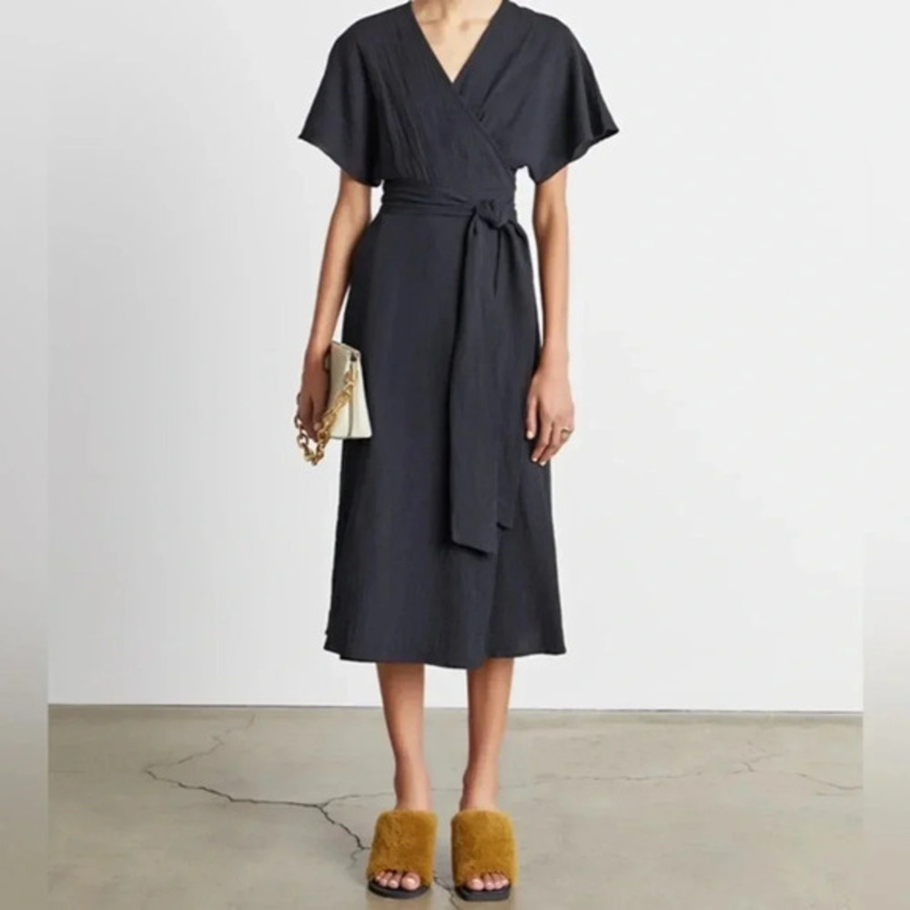WHO WHAT WEAR COLLECTION
Textured Cotton Midi Wrap Dress